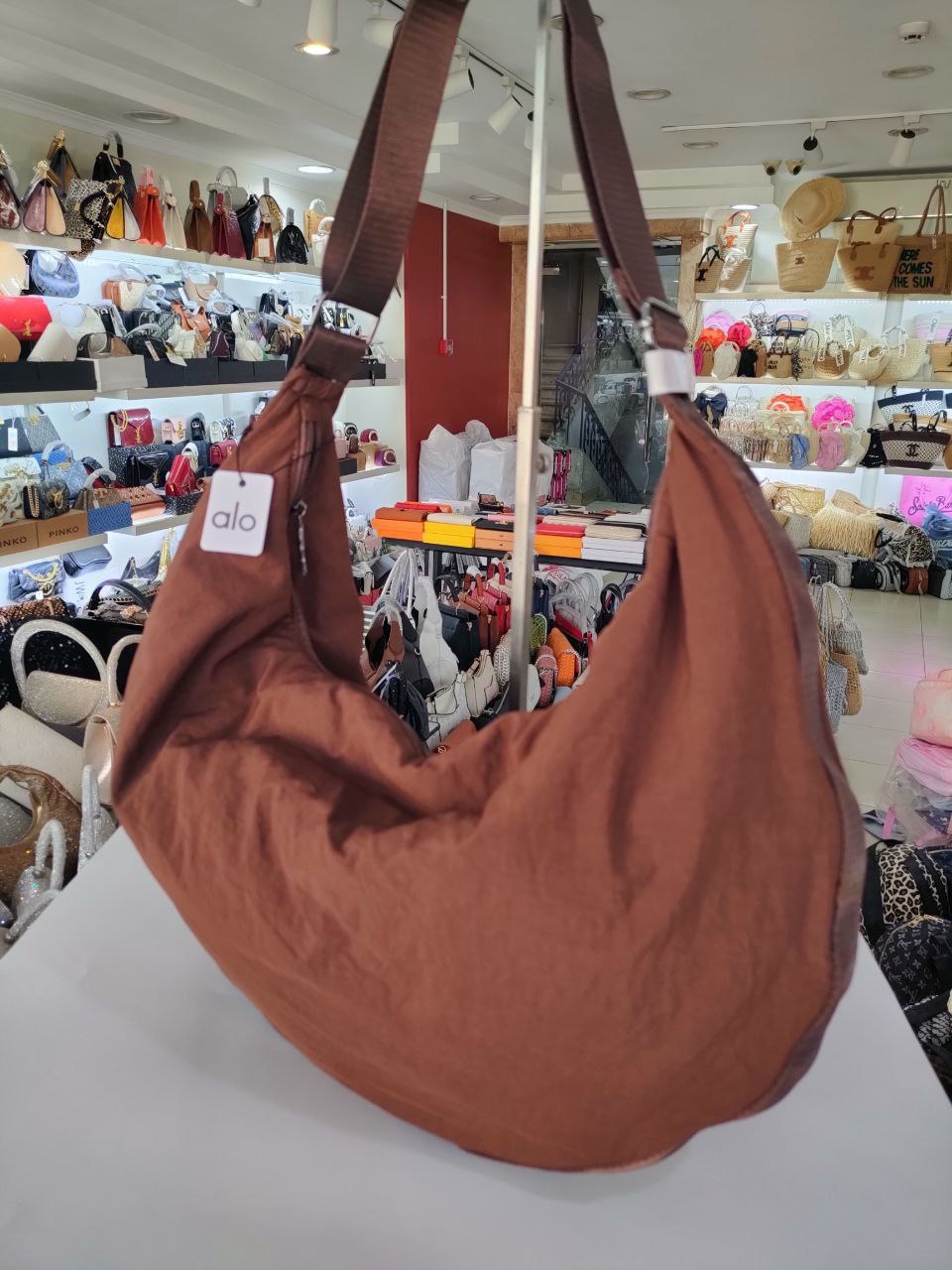 /public/uploads/photos/shares/Suzy bags/IMG_2747.jpeg